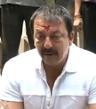 Sanjay Dutt not to seek pardon, will surrender in time